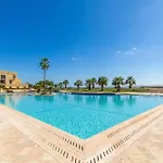 Getaway Npetto Gozitan - Happy