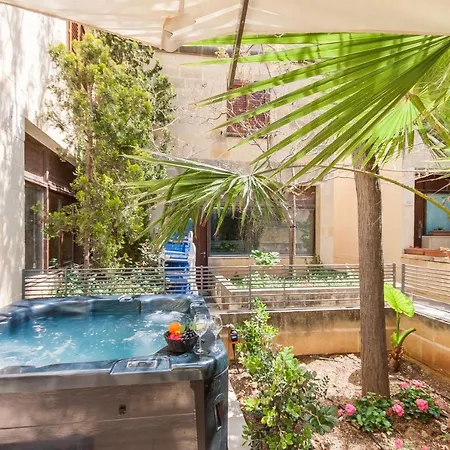 Getaway Npetto Gozitan - Happy