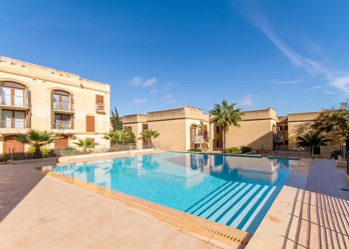 Getaway Npetto Gozitan - Happy