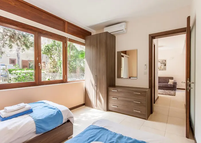 Getaway Npetto Gozitan - Happy * Mgarr